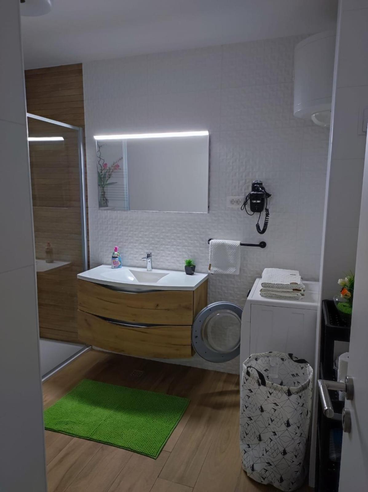 Apartment Mareta In Вигани Екстериор снимка