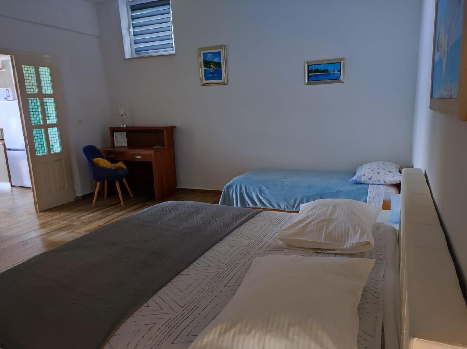 Apartment Mareta In Вигани Екстериор снимка